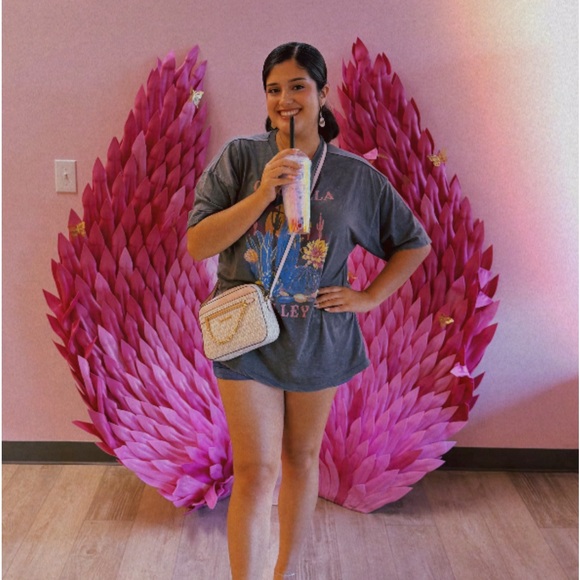 Meet your Posher, Esmeralda - Picture 1 of 1